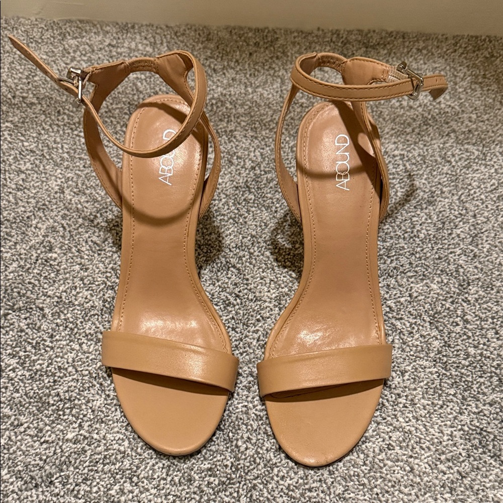 Aldo Women's Brown Ankle Strap Heels